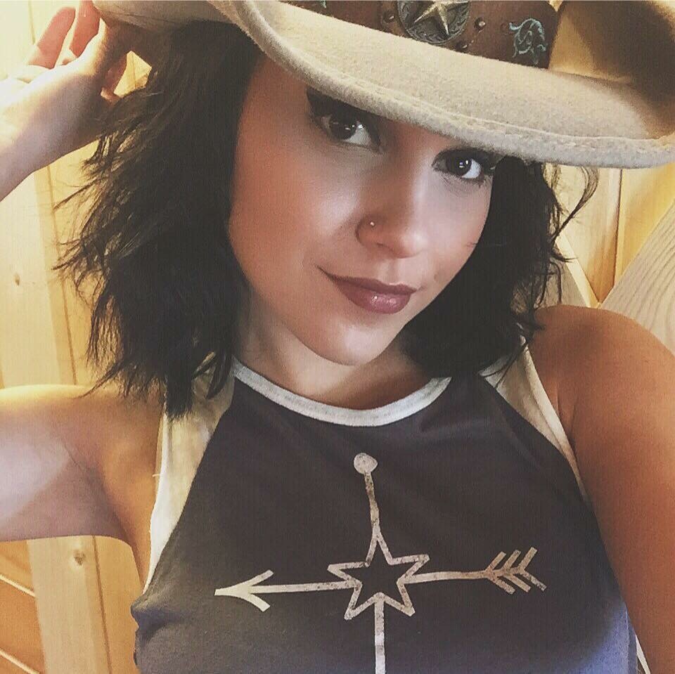 down-yonder:  howdy   😍😍