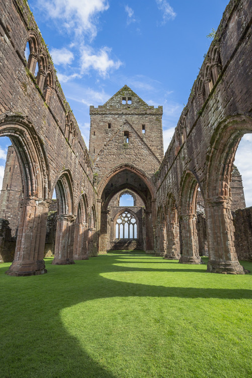 Sweetheart Abbey (dating from the 13c) at the village of New Abbey south of Dumfries.