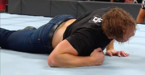 rwfan11:  Dean Ambrose(credit > stuffNthings> via JUB.com)