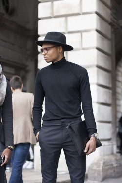 fashionwear4men:  pausemag:  Street Style