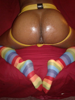 hommefatale803:  Cum taste the Rainbow 👅👅👅