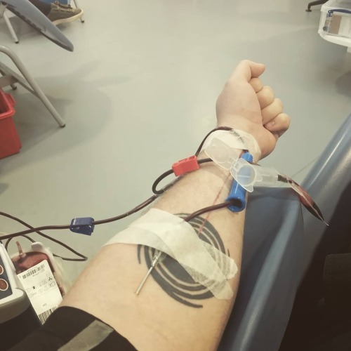 You can still #giveblood you bastards #blood (at West End Blood Donor Centre)https://www.instagram.