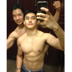 chinesemale: Gym with my hottie bro, all