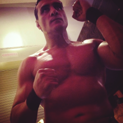 Vivadelrio:  @Wwe: Tonight’s #Mainevent Starts Off With A Few Words From Alberto