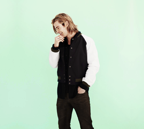 claryfearchild:Chris Hemsworth for Esquire