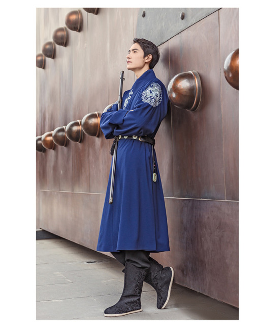 Traditional Chinese Hanfu for Men - Type: Zhiduo/直裰.