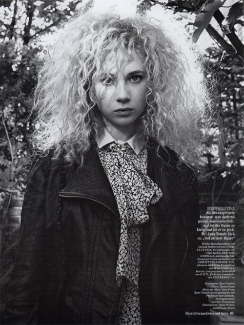 oqvpno:Juno Temple 