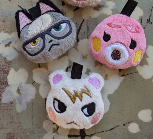 retrogamingblog2: Animal Crossing Plush Villager Charms made by Zodders