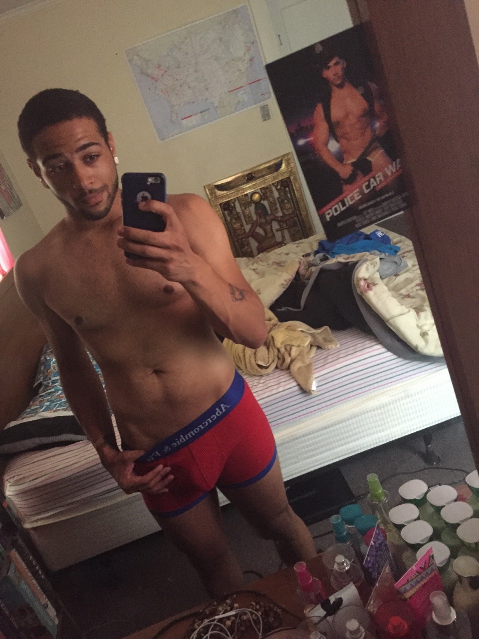 nerdy-little-leo-gaymer:  I wanna grow up to be an Andrew Christian boy  (Excuse