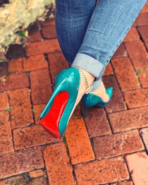 engineeringinheels - Rain rain go away! Patent leather #sokate !...