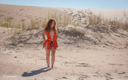 luvbight:  Dee Luvbight at Monahans Sandhills SP in Texas.The first “Apocalypsy” shoot in 2008.