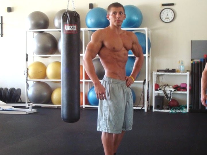 gym-punk-jock-nerd:  gym-punk-jock-nerd:  LEAN / CUT BUILDER   GREAT CUT PHYSIQUE