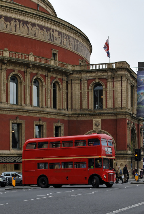 lndnwlkr: Royal Albert Hall, Westminster, London (by LRO_1)