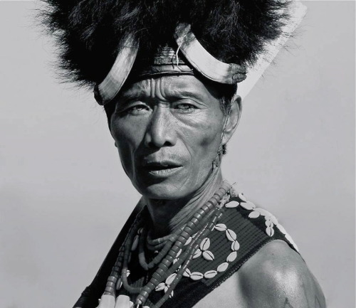 A tribal man from Nagaland - India © Katren Sudek