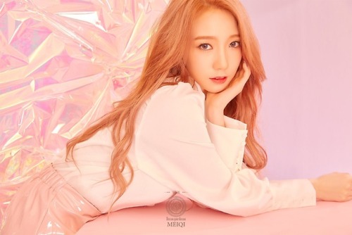 wjsndaily: [OFFICIAL] 180212 &lt;Dream Your Dream&gt; Concept Photo - MEIQI