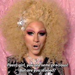 lookqueens:  Your Jinkx Monsoon illusion was… just a drizzle.Trixie Mattel + RuPaul