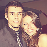 viciadanalua:  Mel + novinha. 