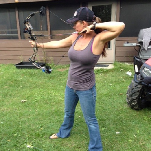 girlsofbowhunting: #girlsofbowhunting