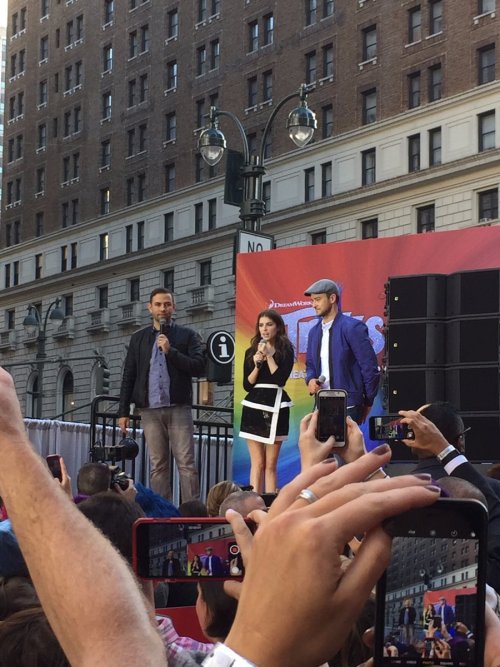 Anna Kendrick &amp; Justin Timberlake - Trolls in New York (October 6, 2016)(x)