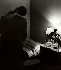 organdonor: Bill Brandt, Soho Bedroom (1934)