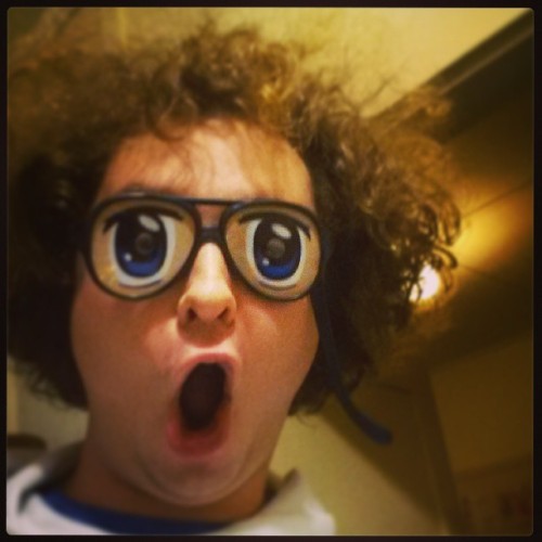 angobangoswango:Don’t mind me, I’m just working through some stuff.it is very brave of you to post y