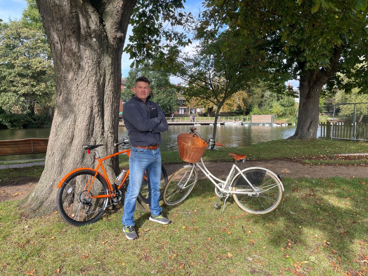‘Pashley People’
Here’s my entry in the Pashley Cycles ‘Who’s who’ …
https://www.traditionalcycleshop.co.uk/blog/2021/2/9/pashley-people-steve-deeks