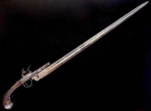 British Combination Sword &amp; Pistol (Gunblade Spadroon!),18th Century Exceptionally rare 18th cen