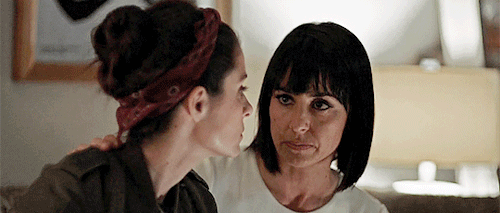 kristenbouchard:“Now that is how you look at a woman.” - Quinn King