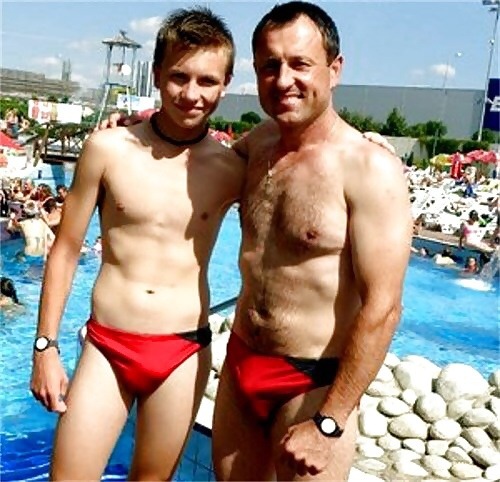 seanzlkn4adad:  That’s what I like to see, a Father and son in the same bikini!