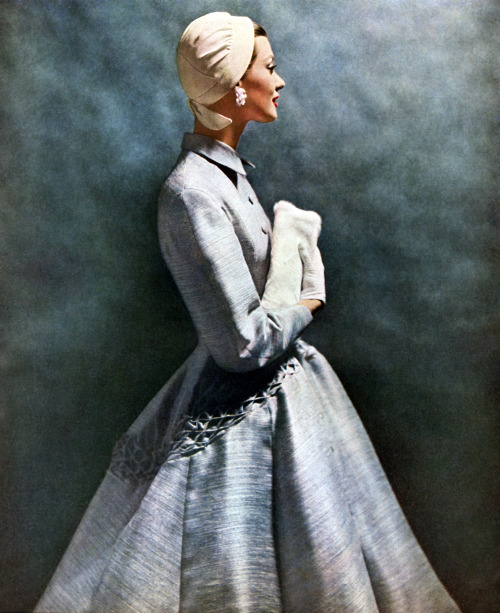 Harper’s Bazaar February 1955, photo by Lillian Bassman Lilli Ann Coat