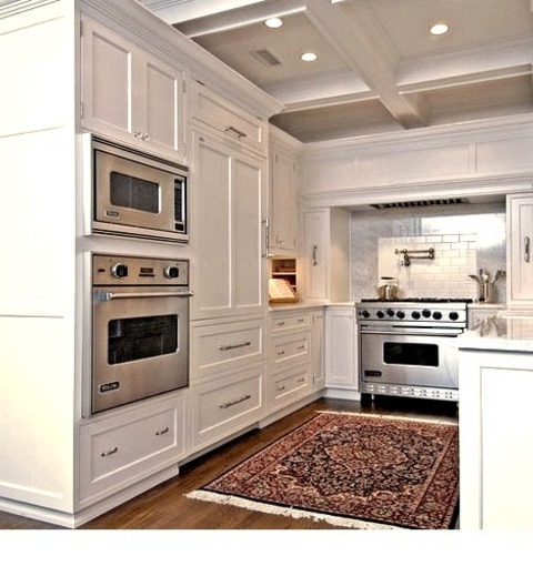 Dining Kitchen In ChicagoInspiration For A Mid-sized, Traditional, U-shaped, Dark Wood Floor And Brown