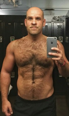 Follow my two hairy men blogs:http://sambrcln.tumblr.comhttp://hairysex.tumblr.com