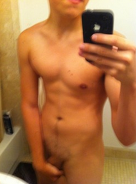 male-celebs-naked:  male-celebs-naked:  Dylan Sprouse   No Dylan, we did NOT forget about youMore Celebs HERE  ←