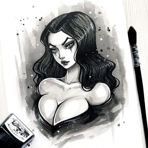 Vampira ‍♀️❤️ Queen of nightmares and secret fantasies You can find the original work in my Etsy Lin
