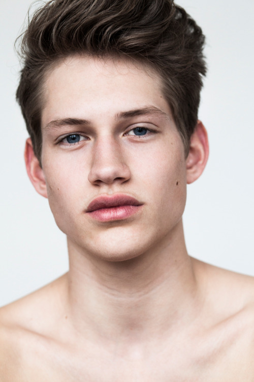 somegoodthings:  Kjel by Jonas Huckstorf 