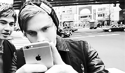 calmvocals:happy birthday to the man with the golden boots, the man with the golden hair, the man wi