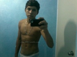 chac2994:  ¿muy lindo no? y bastante sexy :3 les presento a Emmanuel Rivera y su rica y peluda verga :$ ¡Disfrutenlo! ¡no olviden compartir! :D