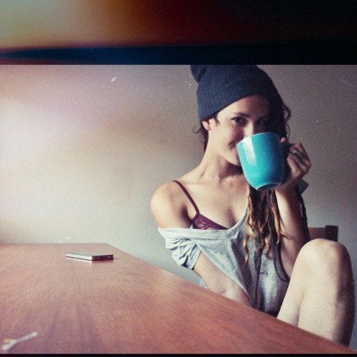 livvwilde: Cuddles, coffee, tupac. Autumn is here.