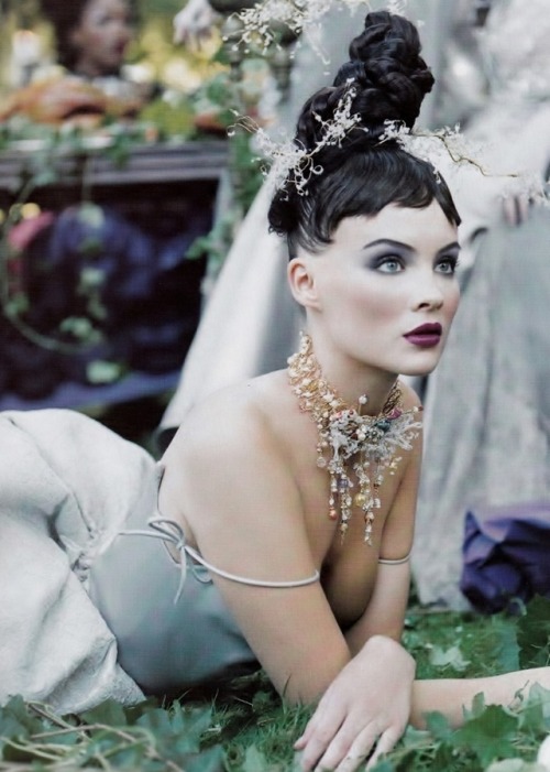 MICHELLE BEHENNAH in CHRISTIAN LACROIX Fall 1996 Haute Couture for “A Feast for the Eyes”, Vogue US 