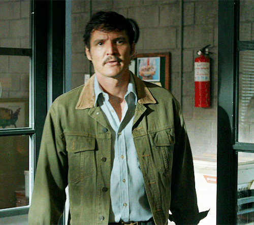 life-or-something-like-lt: Pedro Pascal as Javier Peña in Narcos