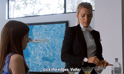 siegel-kate:How to make real martini according to Emily NelsonBonus: