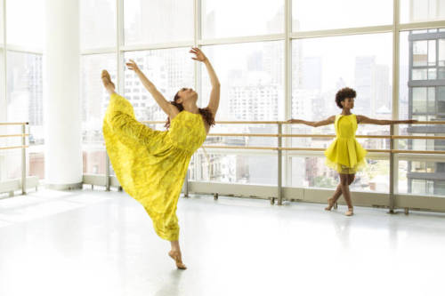 dumbonem:divalocity:ELLE MAGAZINE: The Alvin Ailey Dancers Take on Spring’s Best DressesPhotography: