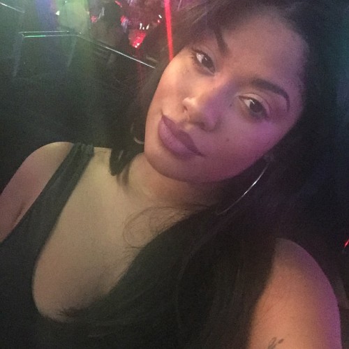 Glennis Carolina