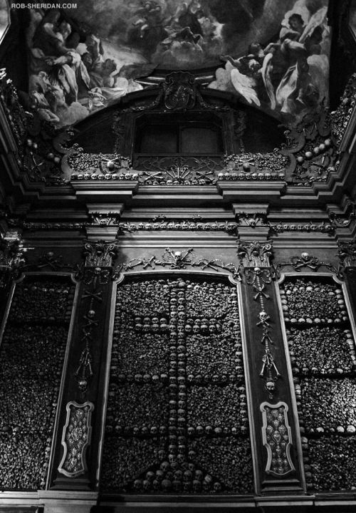 the-hidden-dagger:  San Bernardino Alle Ossa  (BONE CHURCH). Constructed Cira 1269 ROB SHERIDAN 