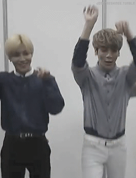 SHINee World