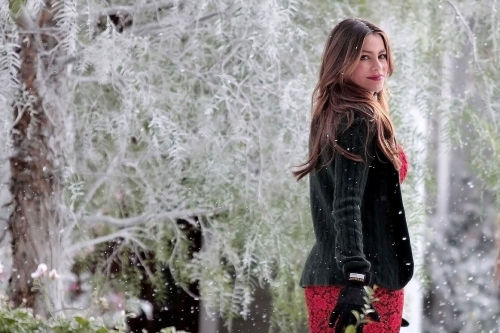 Sofia Vergara On Set Modern Family 