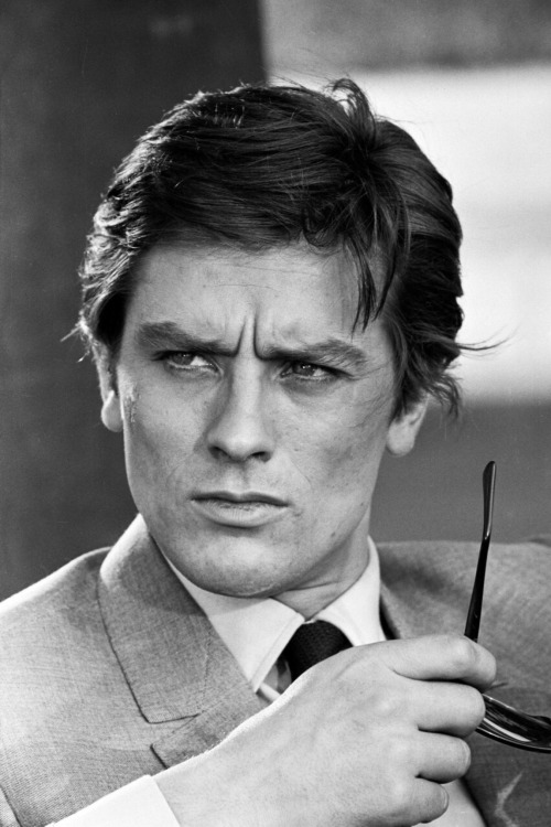 ALAIN DELON (so f*cking hot!)