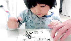 oh-mblaq-blog:   Leo writing christmas cards ᵔᴥᵔ  