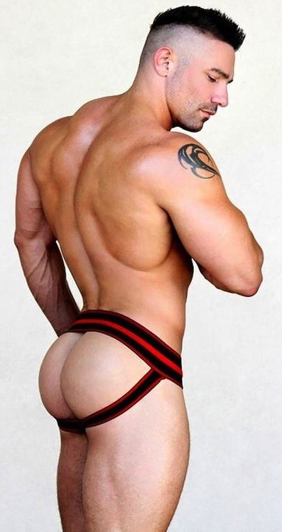supervillainl:  Hot muscle bubble.