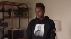 thepowerofblackwomen:She’s wearing a hooded sweatshirt with Harriet Tubman, it’s incredible to see legends of black history represented on television